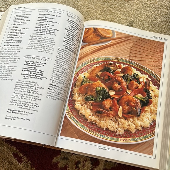 Great American Favorite Brand Cookbook Collectors Edition - Picture 8 of 11